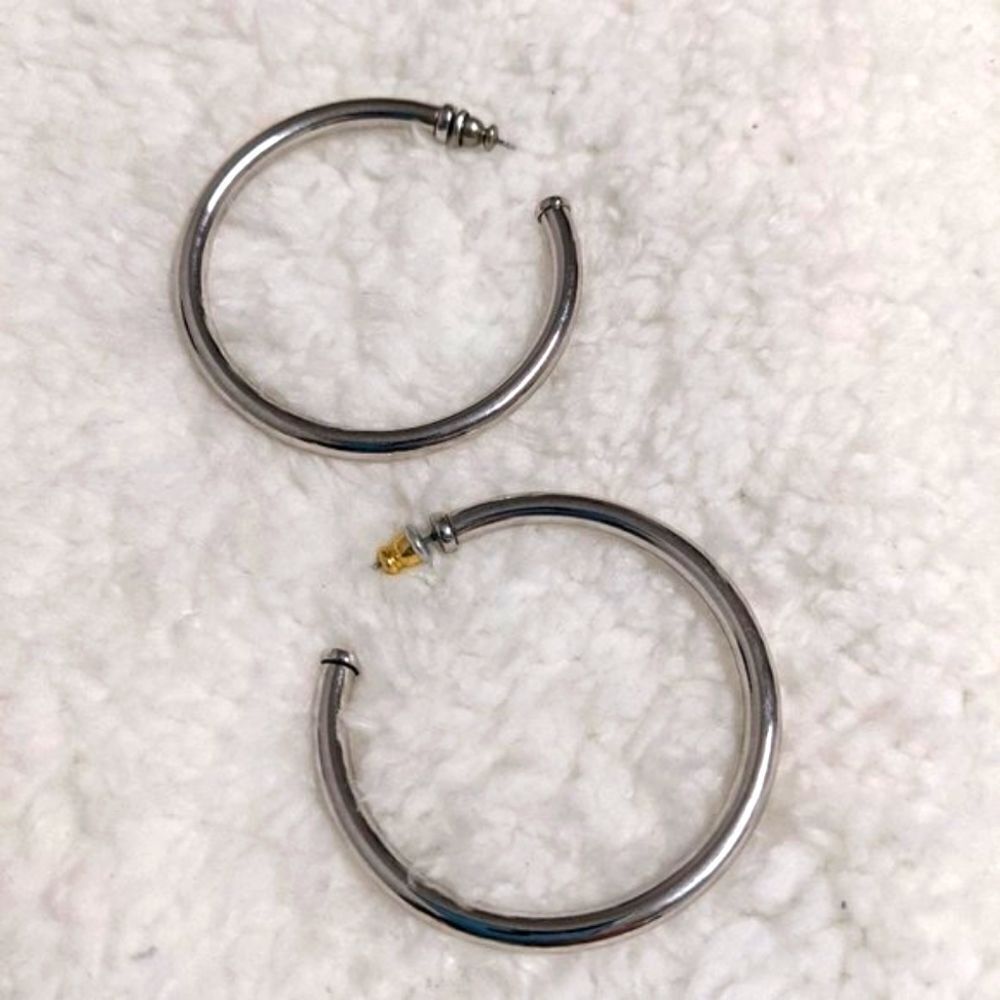 Vintage Bundle Silvertone Hoop & Square Earrings - 2 pair Bundle - Picture 7 of 11